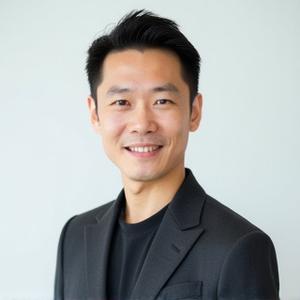 David Chen, Fashion Editor, with a keen and approachable look